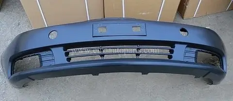 Передний бампер 1068001651 — Geely Emgrand EC-7 3-box