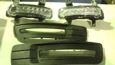 Передний противотуманная фара (2013 модель) L:1067004421 R:1067004422 — Geely Emgrand EC-7 3-box