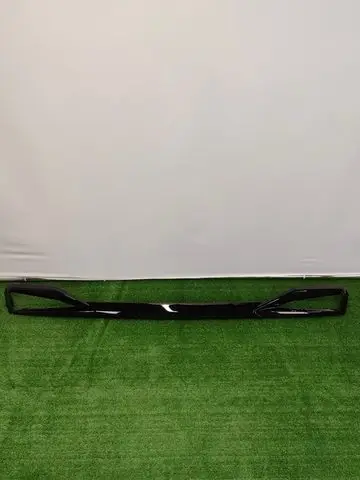 Задний бампер декоративная накладка (средний, чёрный) 6044152400B03 — Geely Starray L
