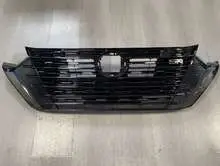 2024 Sentra передний решётка радиатора Sr 62310-6LY0B — Nissan Sentra 2024