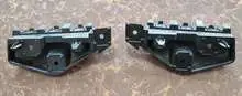 Передний бампер кронштейн M2DZ17C887A — Ford 21 BRONCO
