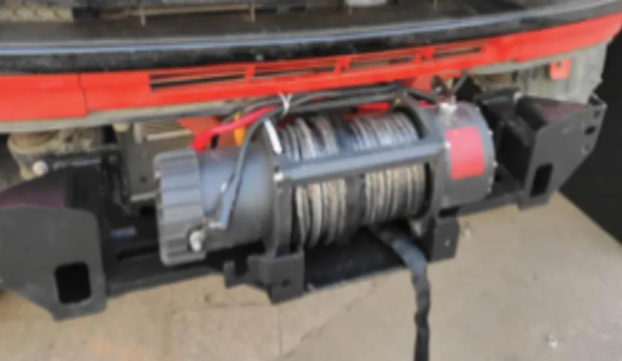 Бак 300 Winch (13,500 pounds, 26 meters длинный, топовый- polymer nylon rope) — Tank (GWM)